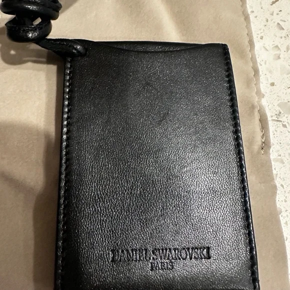 Crystal-Studded Swarovski Black ID Case - Picture 6 of 7